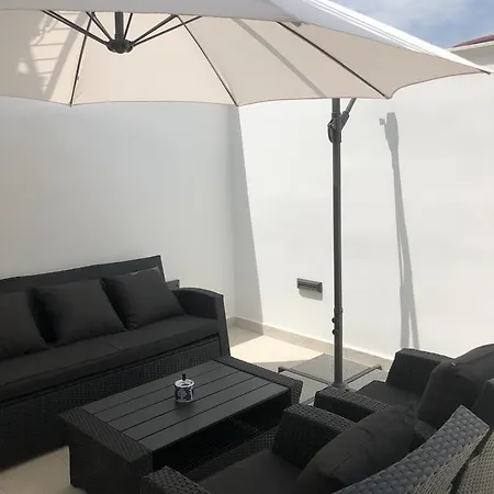 Nina Apartment