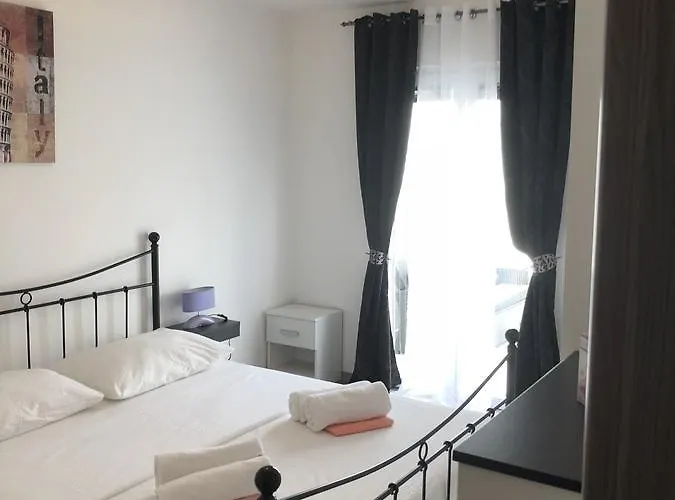 아파트 Nina 시베니크